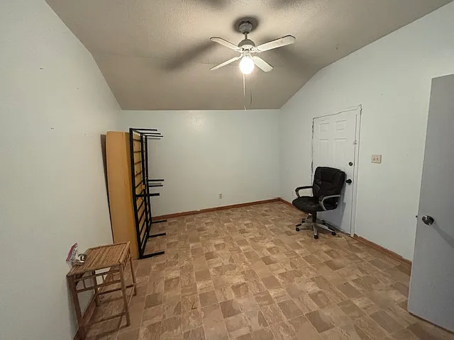 111 Jaramillo Rd — Photo 9