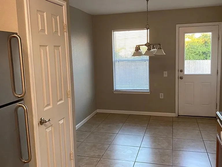 1429 Coriander Dr — Photo 23