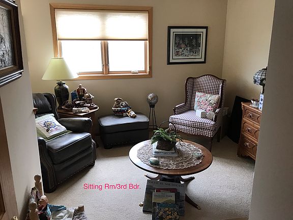 3rd Bdr/Sitting Rm off loft