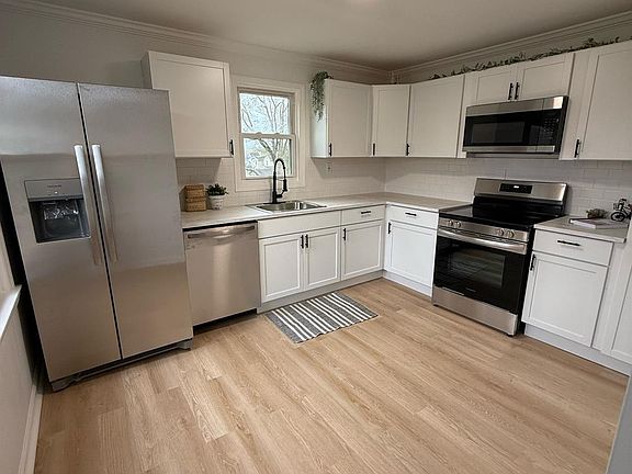2nd image of 353 Pleasant Dr