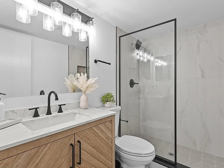 629 Sea Pine Way #D2 — Photo 19