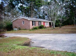 574 Roberts Rd, Newport, NC 28570