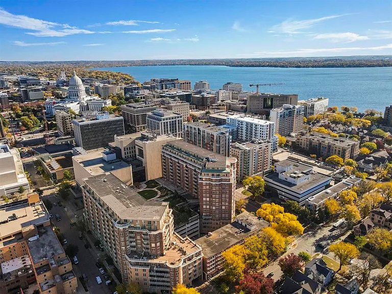 360 W Washington Ave #1001 — Photo 43