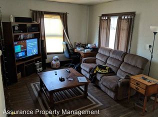 311 S Lucas St, Iowa City, IA 52240
