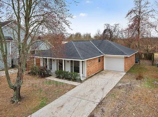7912 Bayou Fountain Ave, Baton Rouge, LA 70820