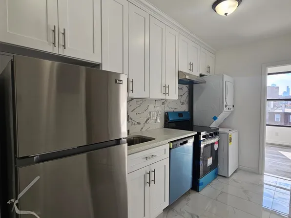 23-50 31st Avenue image 1 of 14