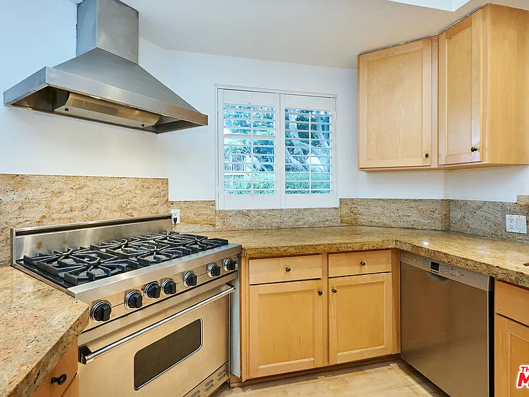 2708 Arizona Ave #A — Photo 12
