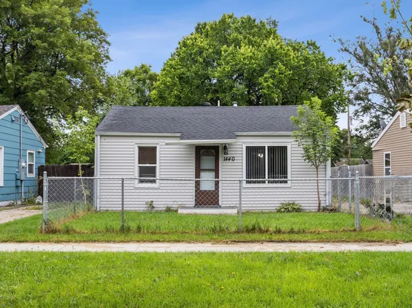 1440 16th St S, Fargo, ND 58103