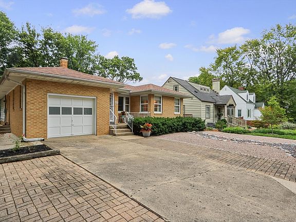 3rd image of 804 W White St