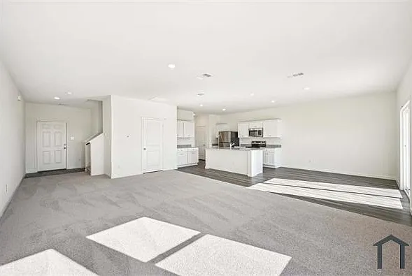 6061 Mojave Dr — Photo 12