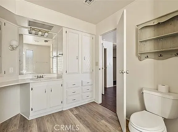 1275 W Johnston Ave — Photo 18