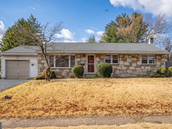 346 Pennbrook Ave, Lansdale, PA 19446