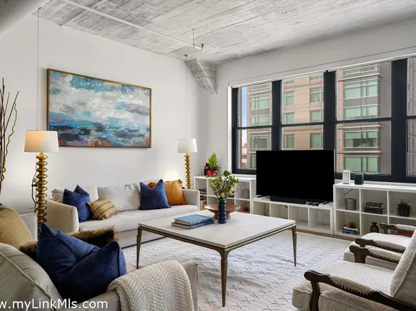 437 D St APT 7F, Boston, MA 02210