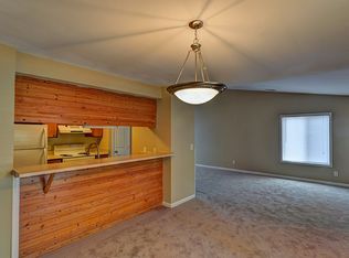 2706 Mulberry Ln, Greenville, NC 27858