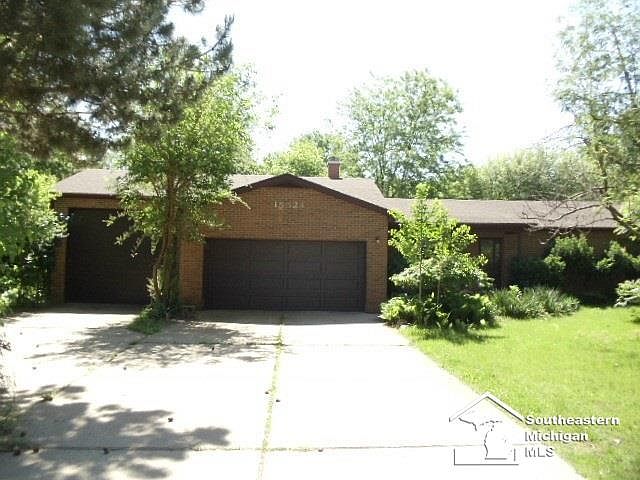 1st image of 15524 Eastwood Dr