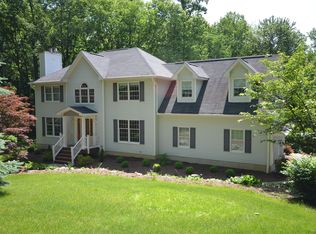 11 Arielle Way, Sparta, NJ 07871