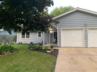 1721 Daisy St, Aurora, IL 60505