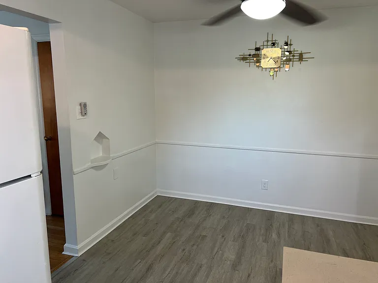 3583 Carmel Ter #4 — Photo 11