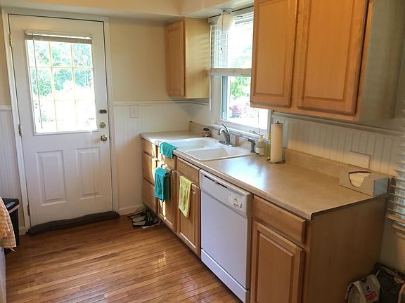 2nd image of 4419 Orchard Ln