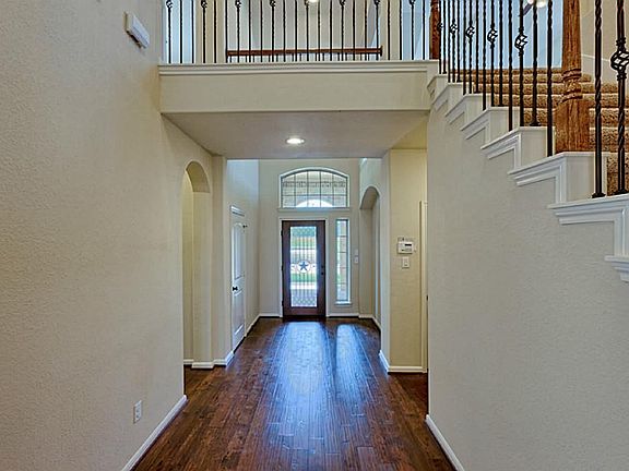3rd image of 1603 Pecan Branch Dr