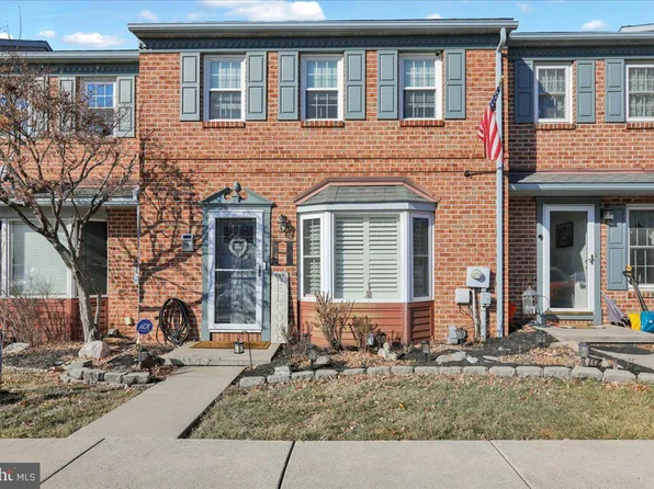 74 Winchester Ct, Reading, PA 19606