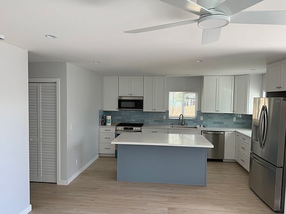 4th image of 1754 Pentuckett Ave
