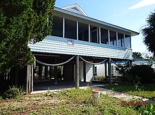 1412 Magnolia Dr SE, Steinhatchee, FL 32359