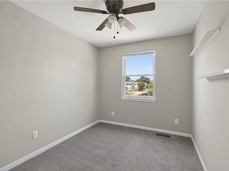 3017 Herrmann Ct — Photo 15