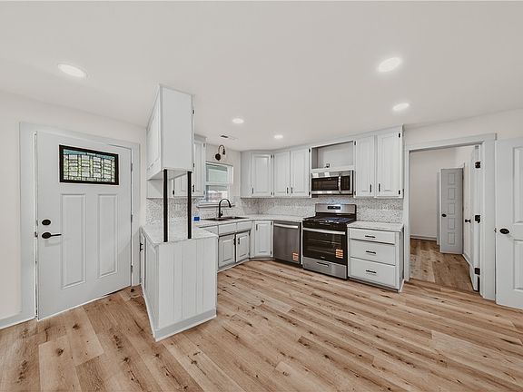 2nd image of 11771 Bredehoeft Rd