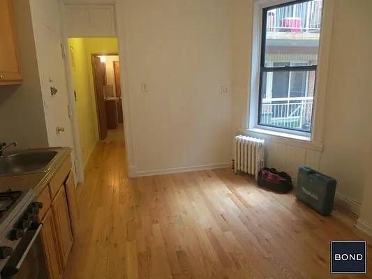 Rented by Bond New York | media 27