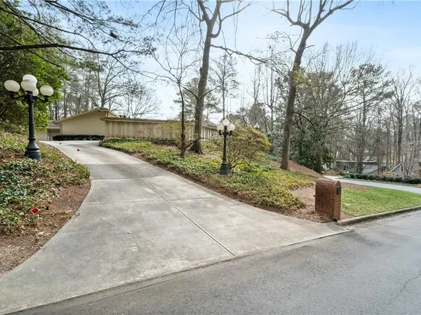 6095 Weatherly Dr, Atlanta, GA 30328