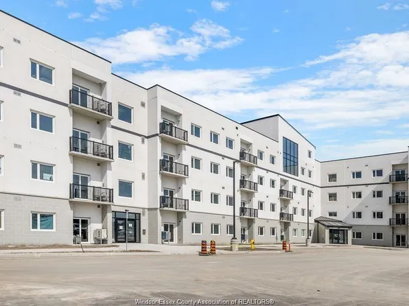 1900 6th Concession Rd #205, Windsor, ON N9H