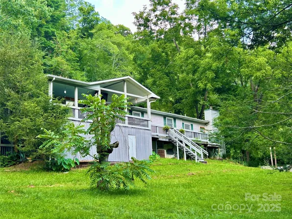 12 Elk Way, Maggie Valley, NC 28751