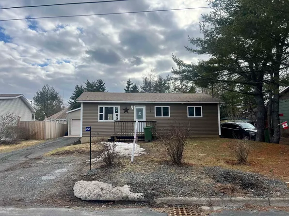 2121 Union St, Westville, NS B0K 2A0