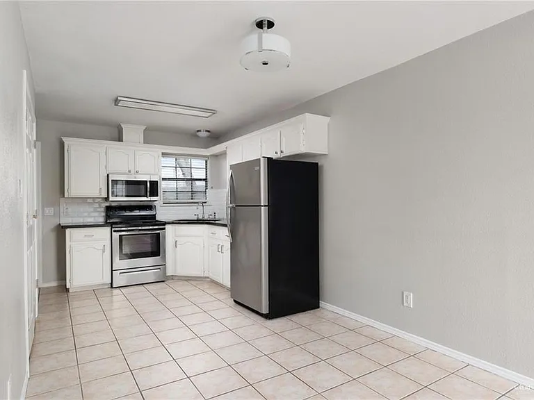 3505 Amando St #3 — Photo 4