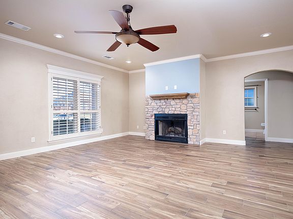 5th image of 8005 Manor Haven Ct