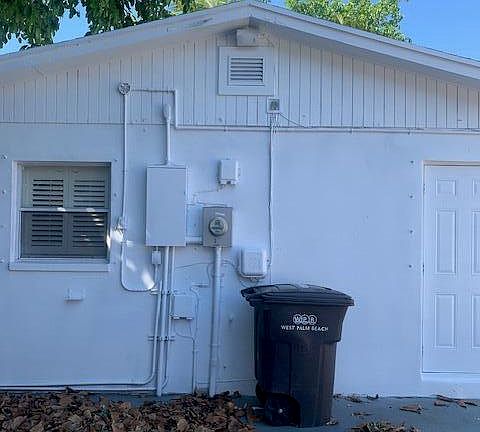 2nd image of 512 Biscayne Drive
