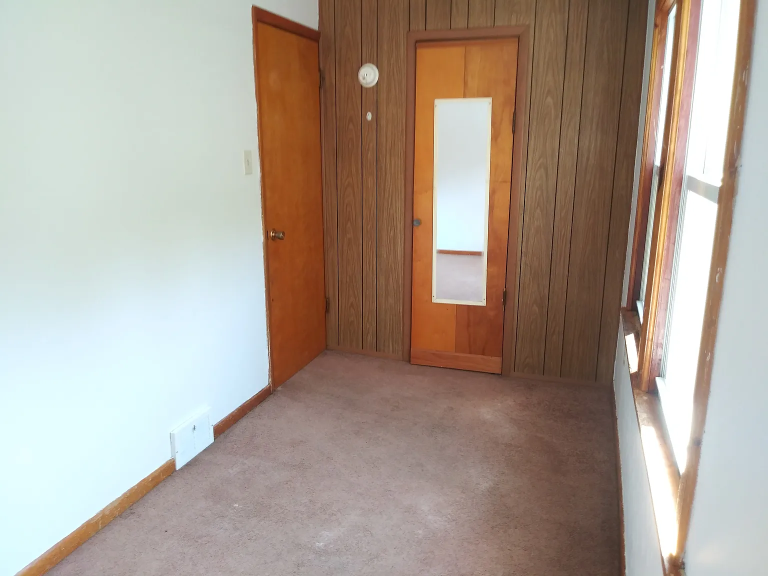 2 bed, 850 sqft, $890 — Photo 3