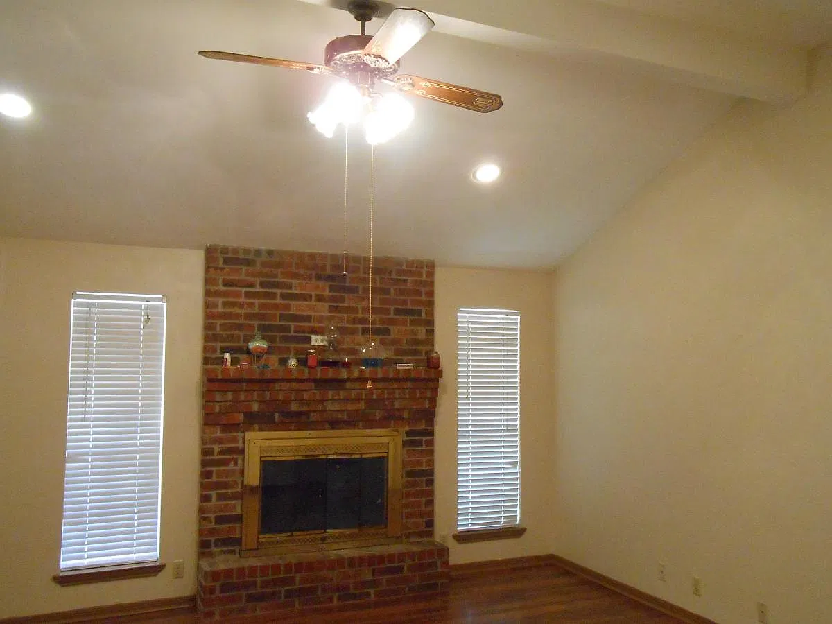 Manion Drive, New Caney — Photo 2