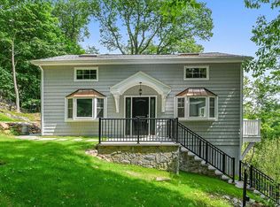 84 Woodland Rd, Pleasantville, NY 10570