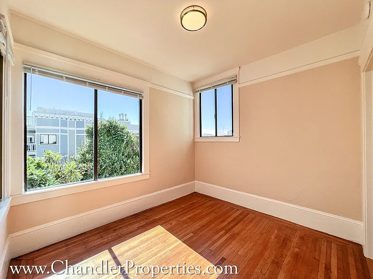 1451 Sacramento St — Photo 3