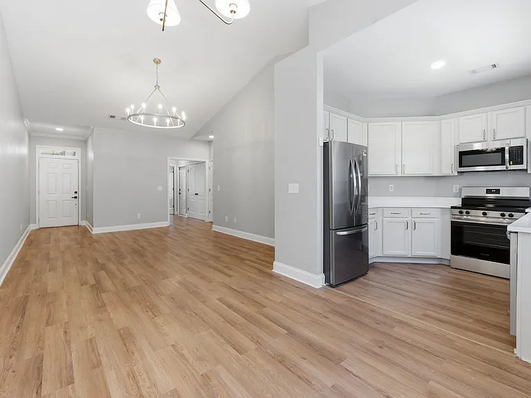 259 Derby Ct — Photo 5