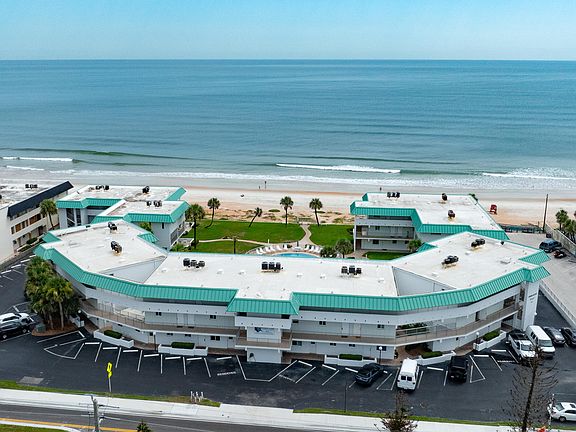 5th image of 815 Ocean Shore Blvd APT 3A