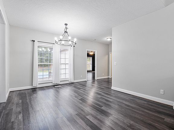 3rd image of 2268 Westwood Dr