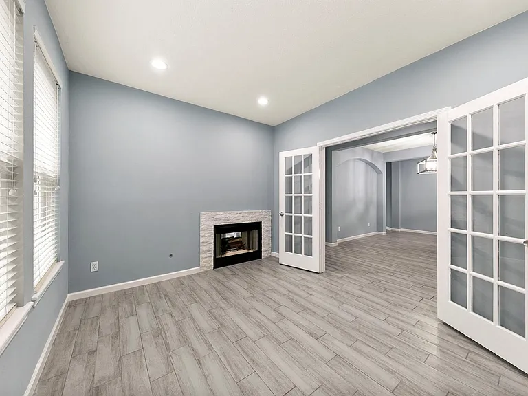 5707 Overton Park Dr — Photo 6