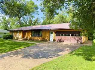 210 7th Ave SE, Elbow Lake, MN 56531