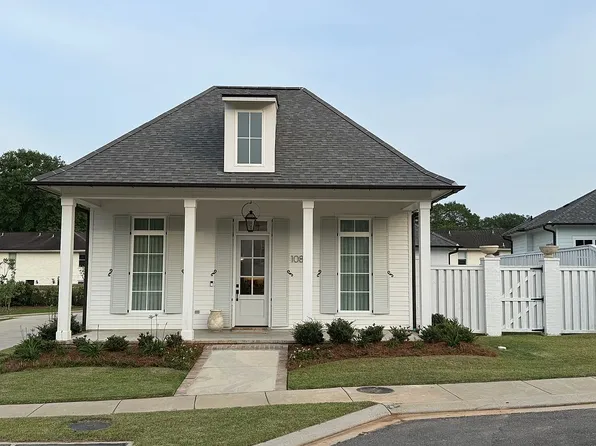 1086 Parker District Ave, Saint Francisville, LA 70775
