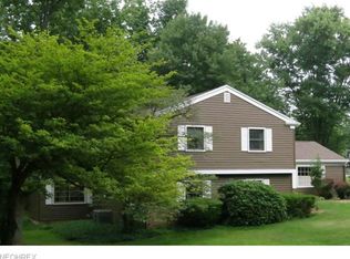 126 Willard Rd, Aurora, OH 44202