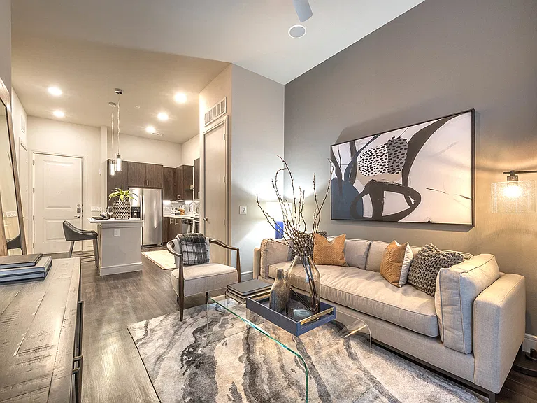 Windsor Turtle Creek apartment homes are built to Texas Green Built standards to provide a healthy and efficient living environment