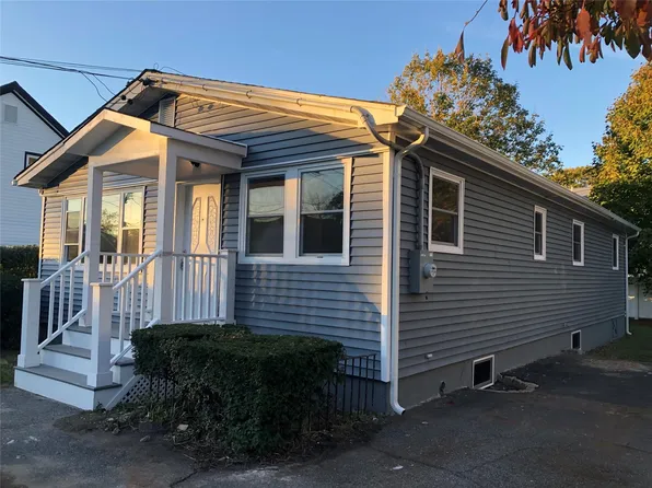 129 43rd Street, Copiague, NY 11726